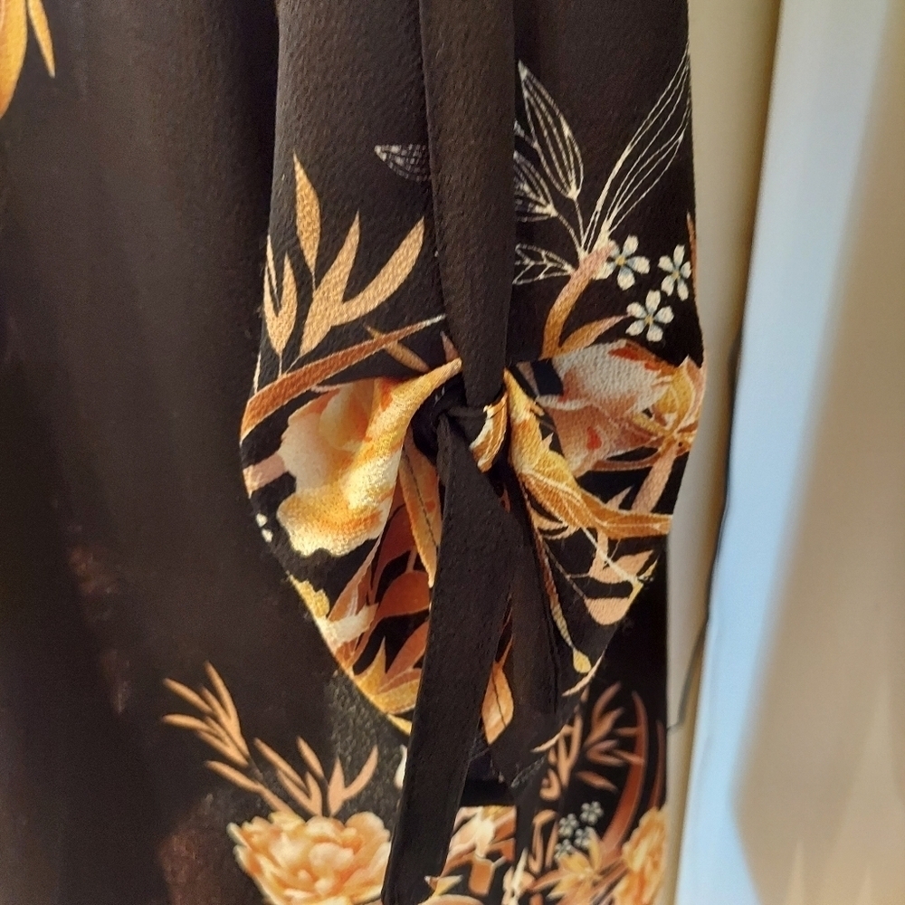 Floral black/brown womans dress US size XL 3/4 sleeve all seasons Like new gift - Picture 4 of 5